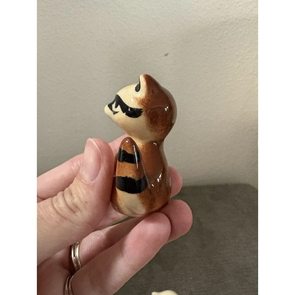 Raccoon Miniature Figurine Trinket Animal Brown & Black VTG JAPAN